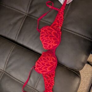 Savage X Fenty Vibrant Red Lace Bra